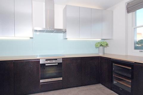 2 bedroom apartment to rent, Cornwall Gardens, London, SW7