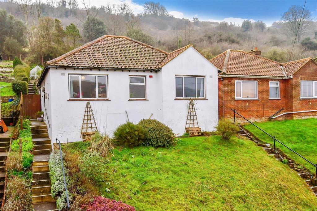 Mount Road, Dover, Kent 2 bed detached bungalow for sale £229,950