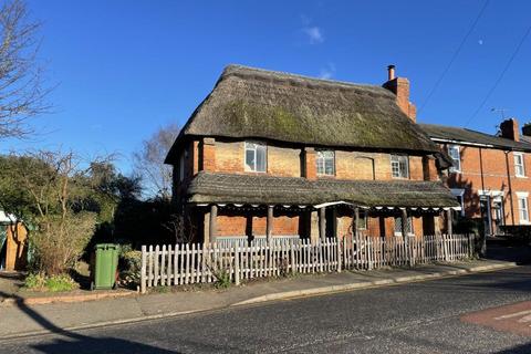 4 bedroom cottage for sale, Venns Lane,  Hereford,  HR1