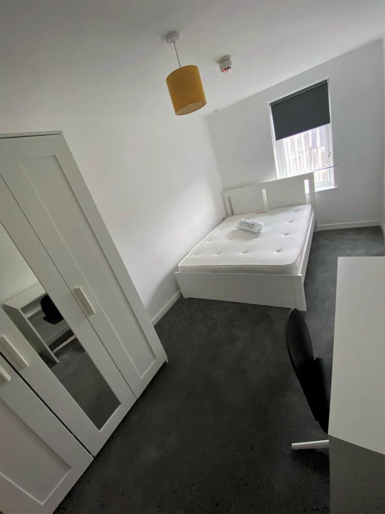 Bedroom 4 (Available)