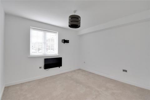 43 Edith Cavell Way, London, SE18 4JY