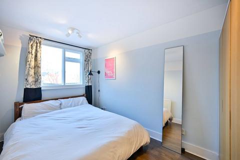 1 bedroom flat for sale, Hampton Wick, Hampton Wick, Kingston Upon Thames, KT1