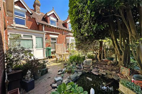 3 bedroom detached house for sale, Granville Road, Littlehampton, West Sussex