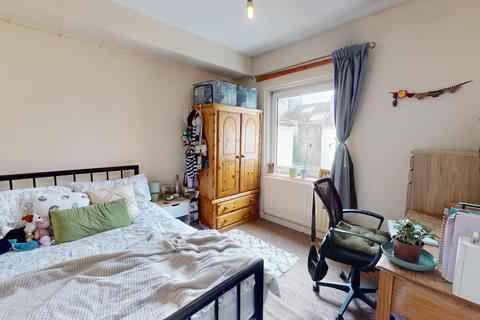 undefined, Viaduct Road