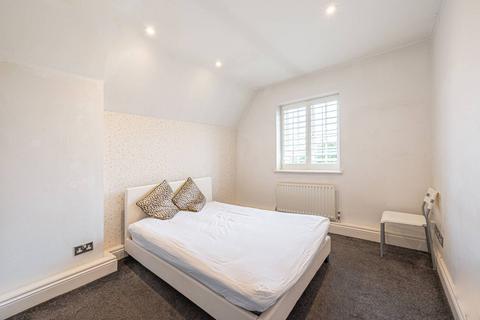 3 bedroom flat to rent, Finchley Road, Temple Fortune, London, NW11