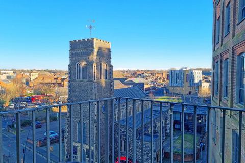 2 bedroom apartment to rent, College Street, Ipswich