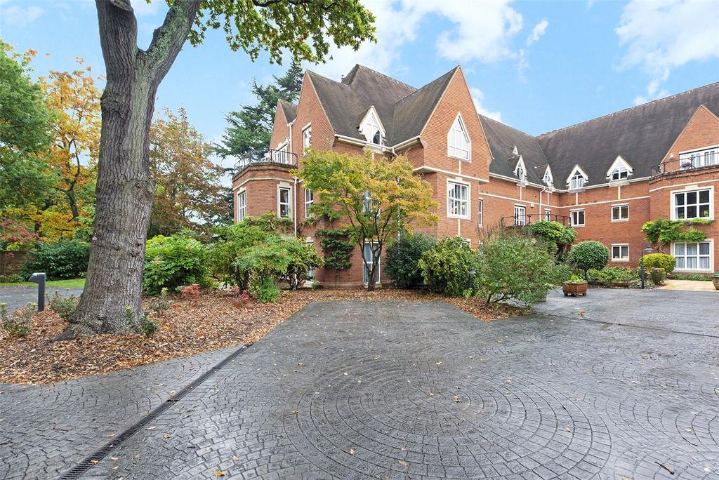 Front Courtyard