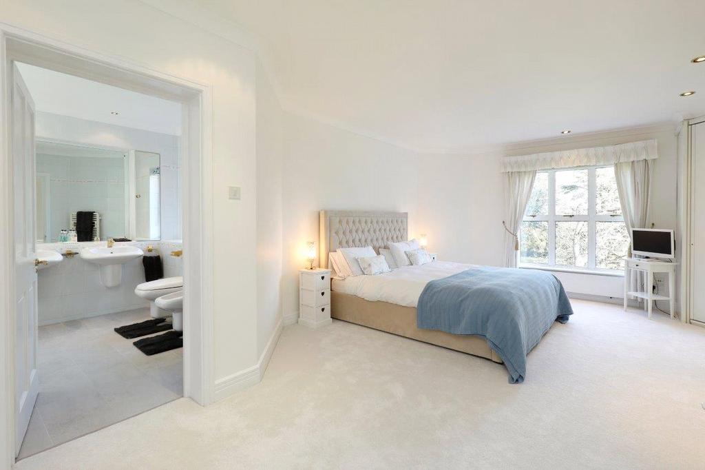 Principal Bedroom