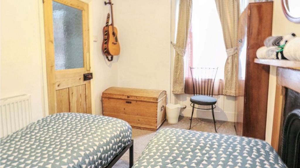 Bedroom 2.2