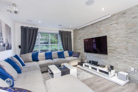 undefined, Hawkstone Avenue, Whitefield, Manchester, Greater Manchester, M45 7PG