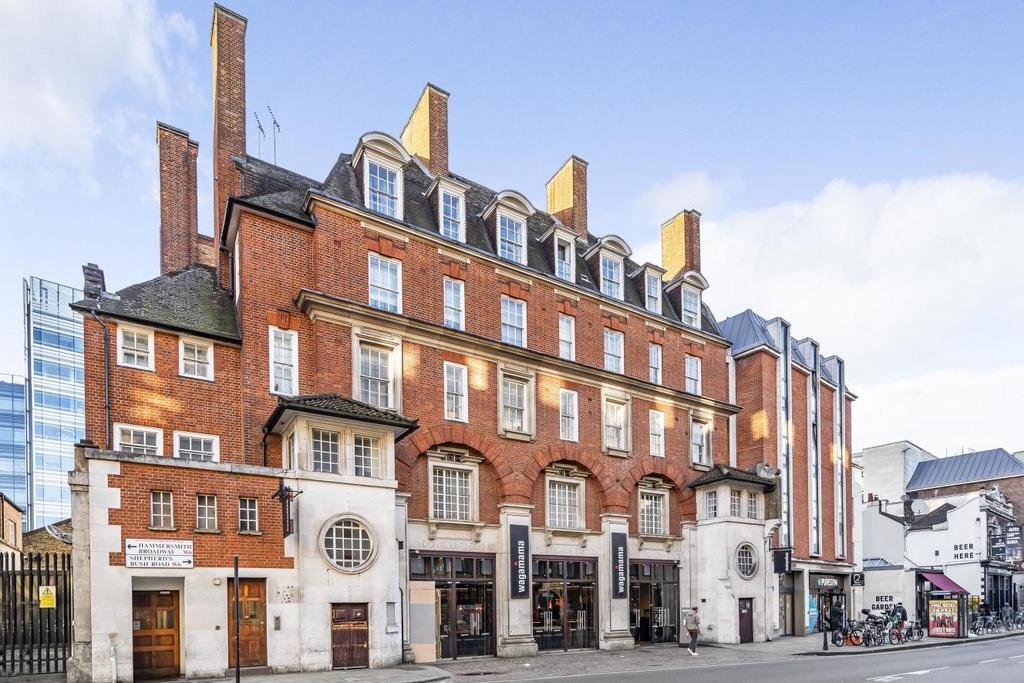 Shepherds Bush Road, Hammersmith 1 bed flat for sale £400,000
