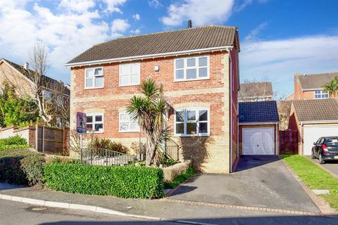 20 Merryfields, Strood, Rochester, ME2 3ND