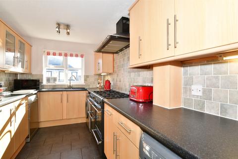 20 Merryfields, Strood, Rochester, ME2 3ND