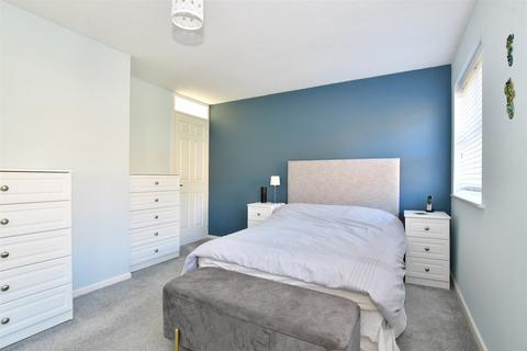 20 Merryfields, Strood, Rochester, ME2 3ND