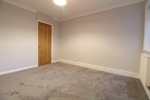 1 bedroom flat to rent, Somers Close, Surrey RH2