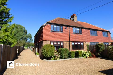 4 bedroom semi-detached house to rent, Edolphs Cottages Norwood Hill Road, Horley RH6