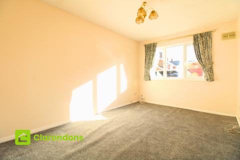 1 bedroom ground floor flat for sale, Thursley House, 1 Station Approach West, Redhill RH1