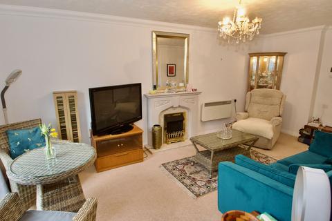 1 bedroom flat for sale, Cavendish Lodge Magdalene Street, Glastonbury, Somerset