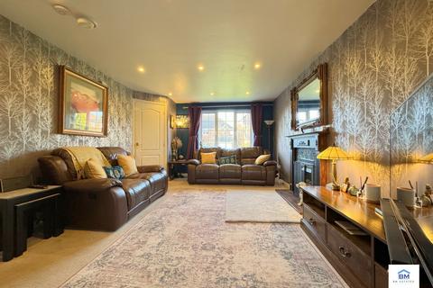 1 Cloverdale Road, Hamilton, Leicester, LE5 1UL