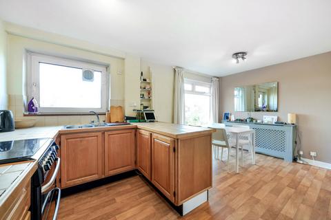 41 Shefford Crescent, Wokingham, RG40 1YP