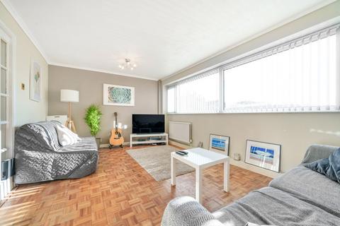 41 Shefford Crescent, Wokingham, RG40 1YP