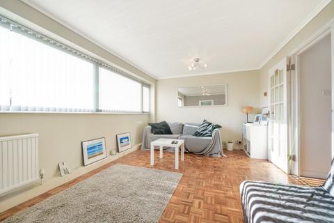41 Shefford Crescent, Wokingham, RG40 1YP