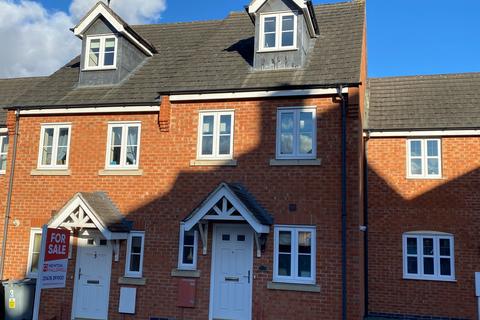 3 bedroom townhouse for sale, Tom Childs Close, Grantham, NG31