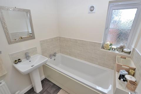 42 Goodwood Drive, Wolverhampton, WV10 6GH