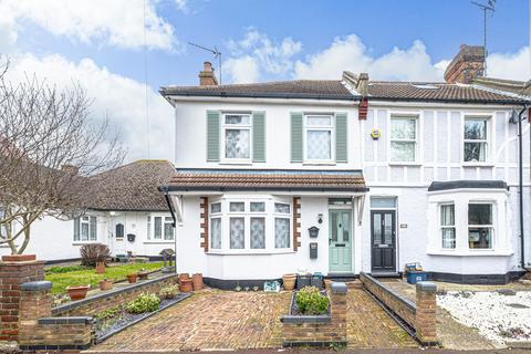3 bedroom semi-detached house for sale, Bailey Road, Leigh-on-sea, SS9