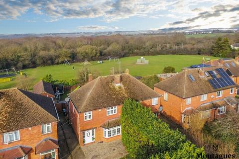 13 Lower Swaines, Epping, CM16 5ER