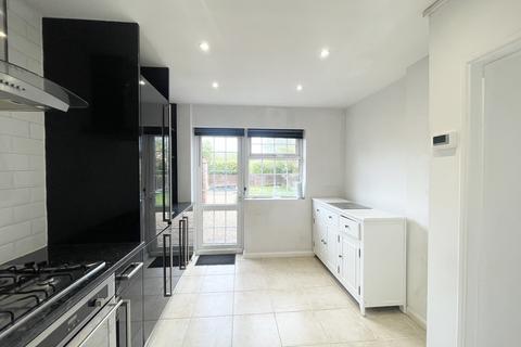 13 Lower Swaines, Epping, CM16 5ER
