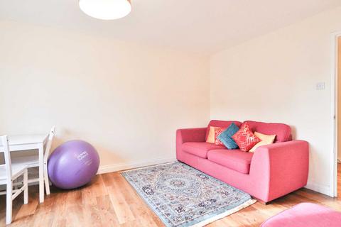 1 bedroom flat for sale, Sherfield Close, New Malden
