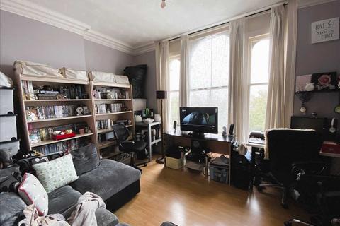 1 bedroom apartment for sale, Overcliffe, Northfleet