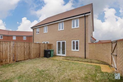 6 Lancaster Road, Attleborough, NR17 1FR
