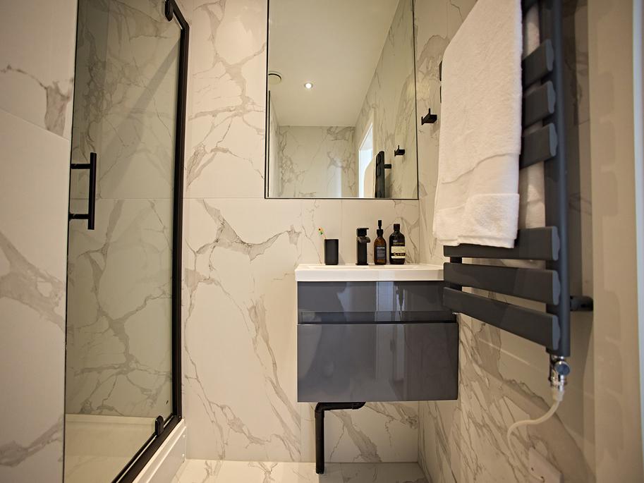 Apartment in Leeds, West Yorkshire - More