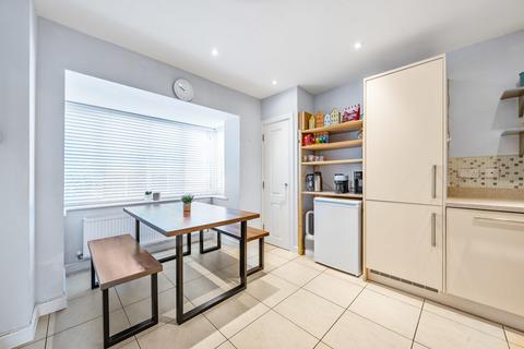 1 Damson Way, Carshalton, SM5 4AY