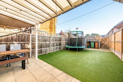 1 Damson Way, Carshalton, SM5 4AY