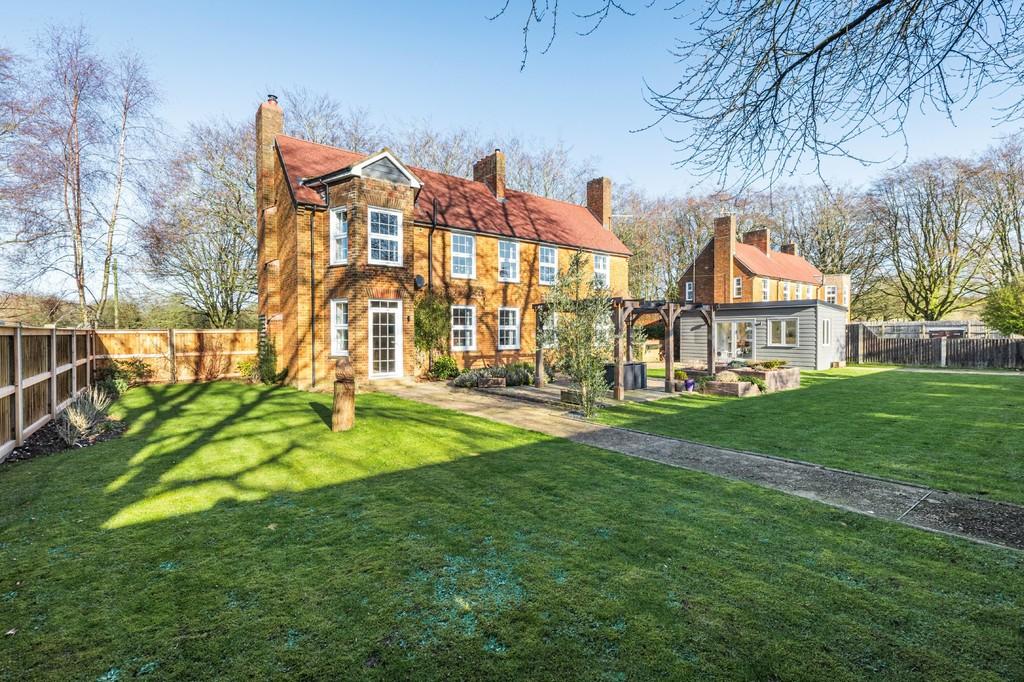 West Raynham 4 bed detached house for sale £545,000