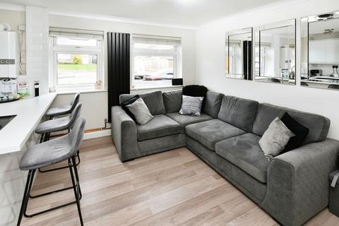 85 Coniston, Southend-on-sea, SS2 6SL
