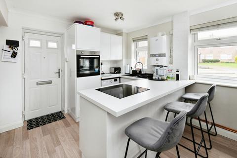 85 Coniston, Southend-on-sea, SS2 6SL