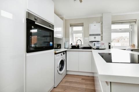 85 Coniston, Southend-on-sea, SS2 6SL