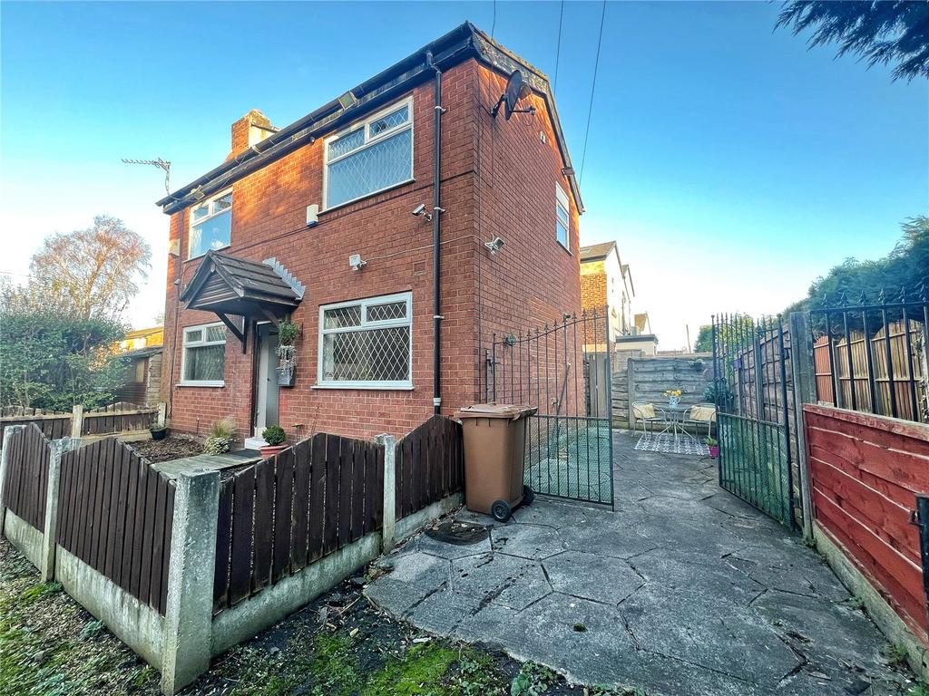 Beard Street, Droylsden, Manchester... 2 bed end of terrace house for