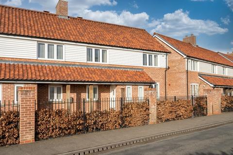 3 bedroom semi-detached house for sale, Pirnhow Street, Ditchingham