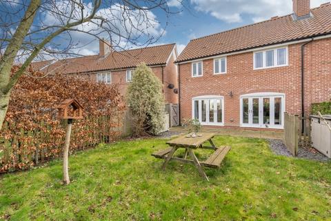 3 bedroom semi-detached house for sale, Pirnhow Street, Ditchingham