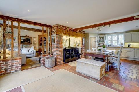 5 bedroom detached house for sale, Wymondham