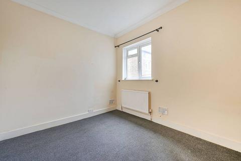 1 bedroom flat for sale, Boston Manor Road, Ealing, Brentford, TW8