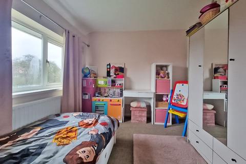 57 Bealeys Avenue, Wednesfield, Wolverhampton, WV11 1EP
