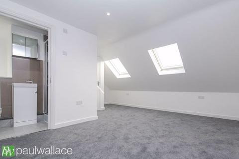 5 Orchard Square, Broxbourne, EN10 6JA