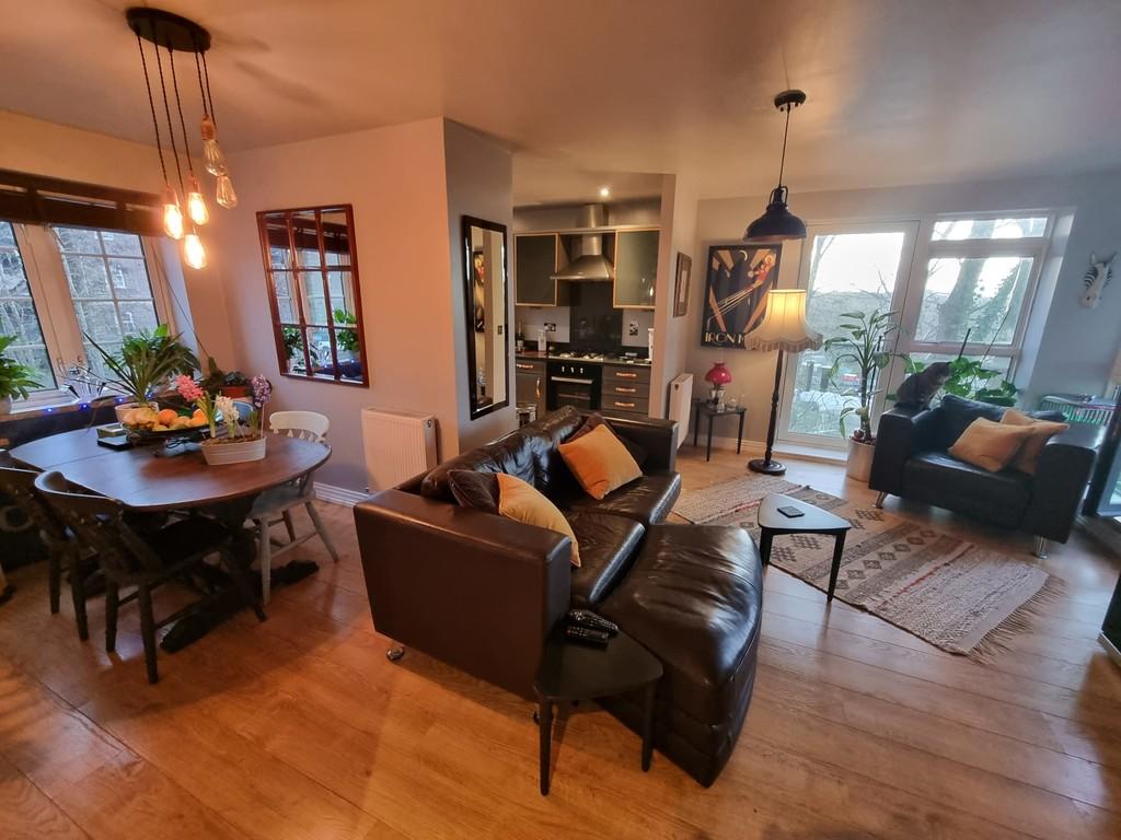 Lounge 9