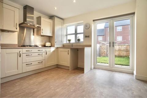 78 Croft Close, Two Gates, Tamworth, B77 1BF